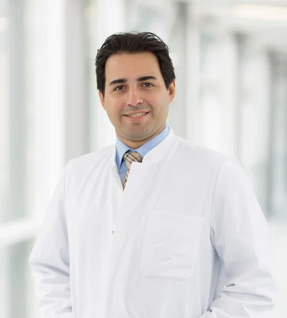 Dr. Babak Shojaei